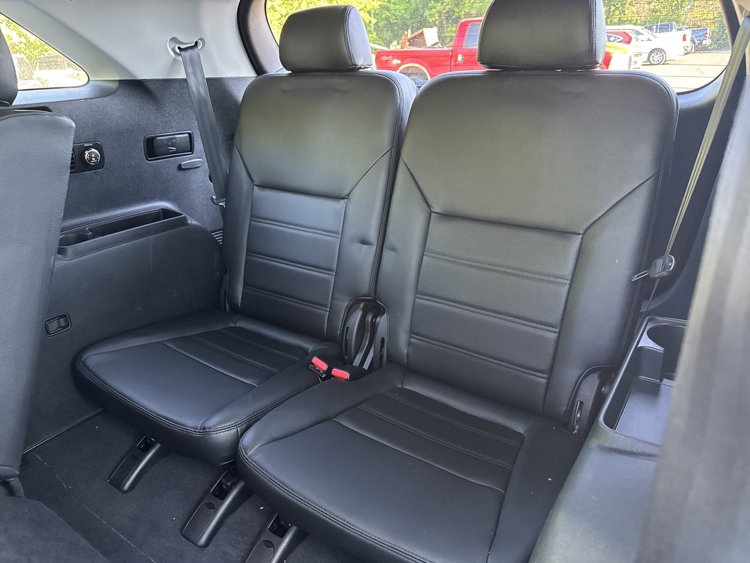 Used 2019 Kia Sorento S FWD image 9
