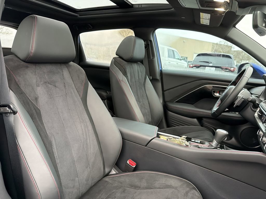 Used 2025 Acura ADX A-Spec FWD image 11