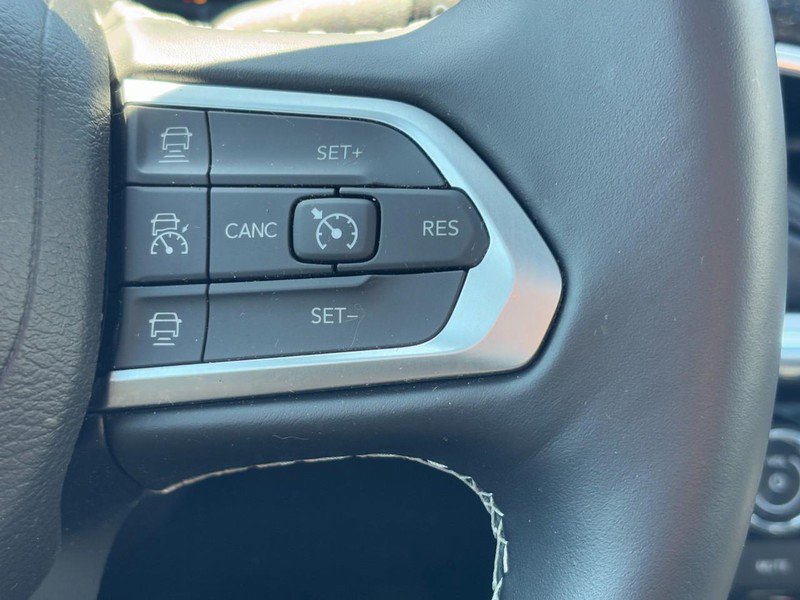 Used 2022 Jeep Compass High Altitude image 17