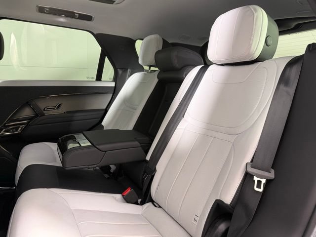 Certified 2025 Land Rover Range Rover Sport Dynamic SE AWD/4WD image 24