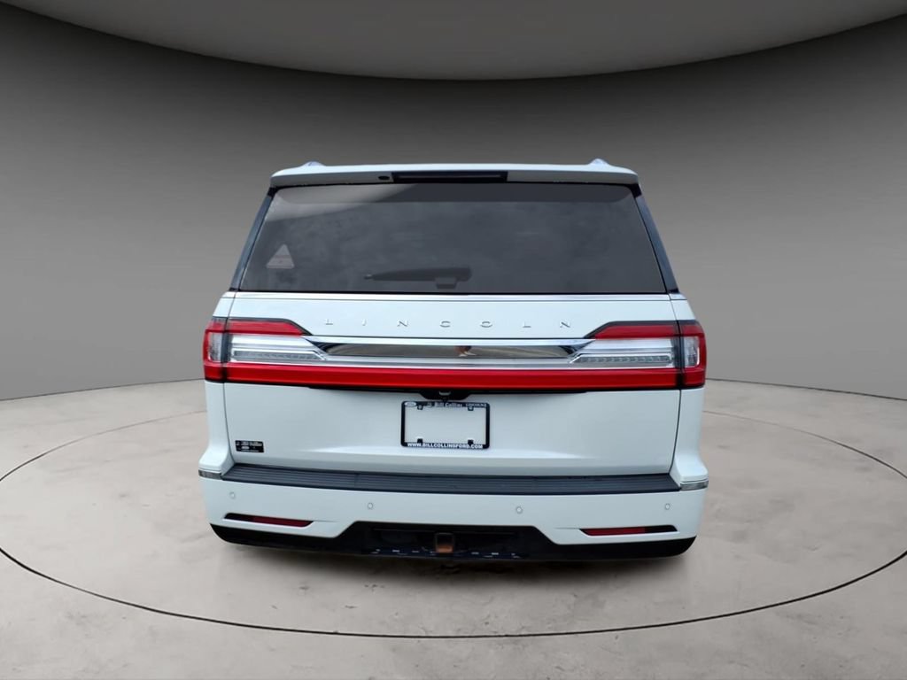 Used 2021 Lincoln Navigator L Reserve w/ Luxury Package AWD/4WD image 7