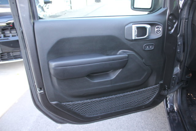 Used 2019 Jeep Wrangler Unlimited Sport S AWD/4WD image 16