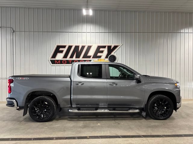 Used 2022 Chevrolet Silverado 1500 LT AWD/4WD image 2