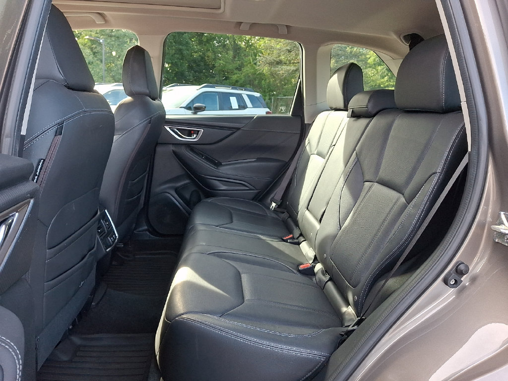 Used 2020 Subaru Forester Limited AWD/4WD image 11
