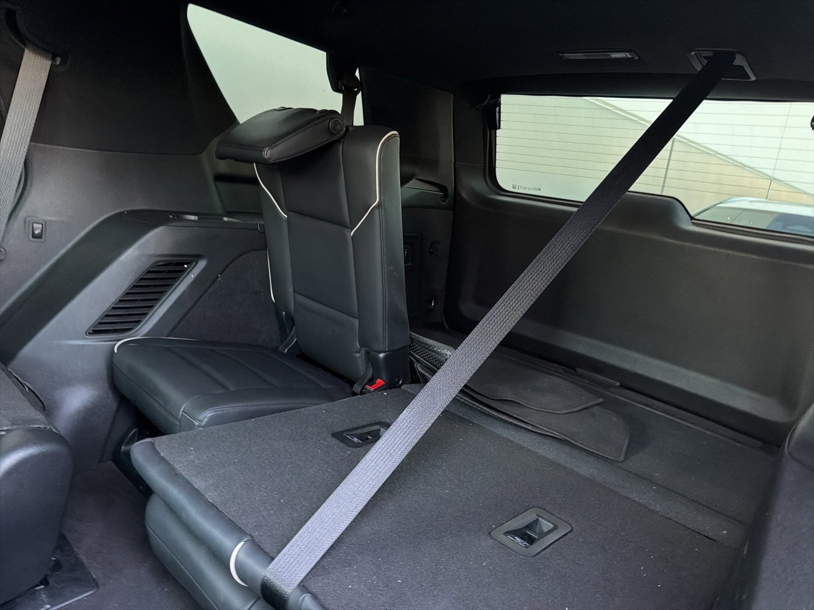 Used 2023 Cadillac Escalade Sport image 5