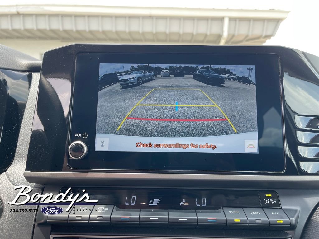 Used 2025 Toyota Camry LE FWD image 6