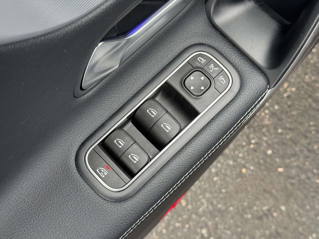 Used 2022 Mercedes-Benz CLA 250 4MATIC image 15