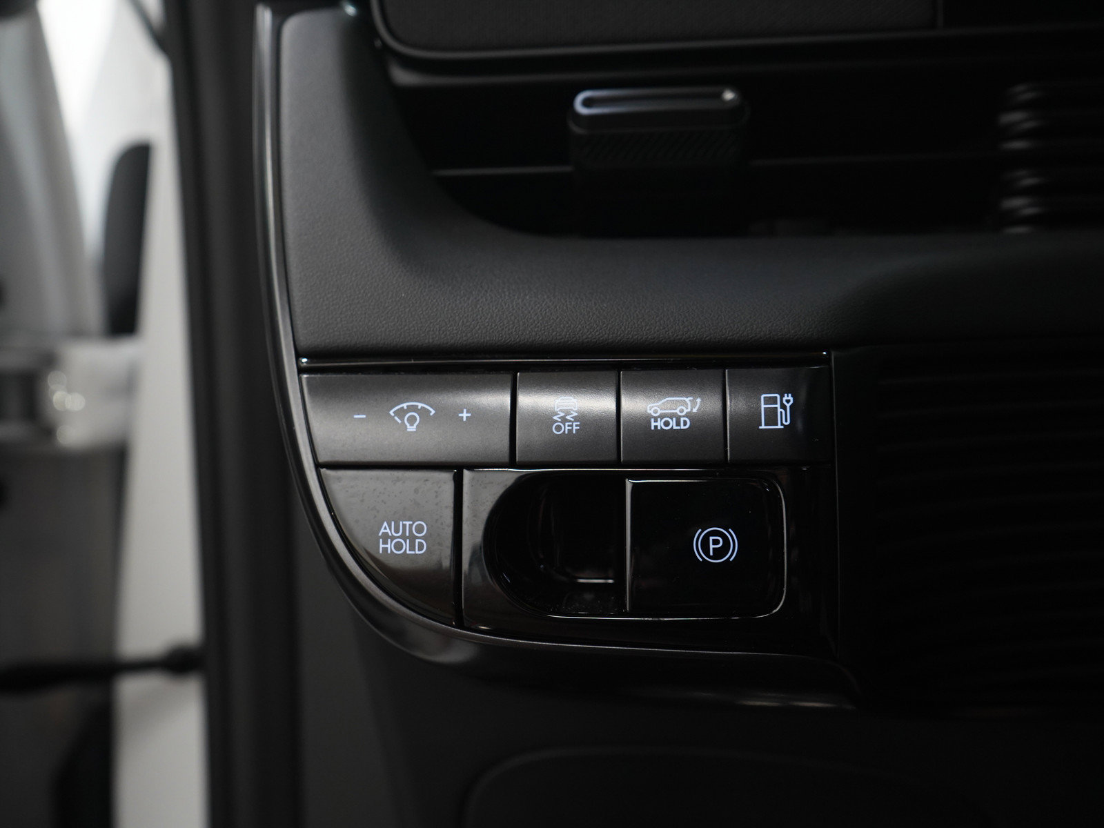 Certified 2025 Hyundai Ioniq 5 N AWD/4WD image 23