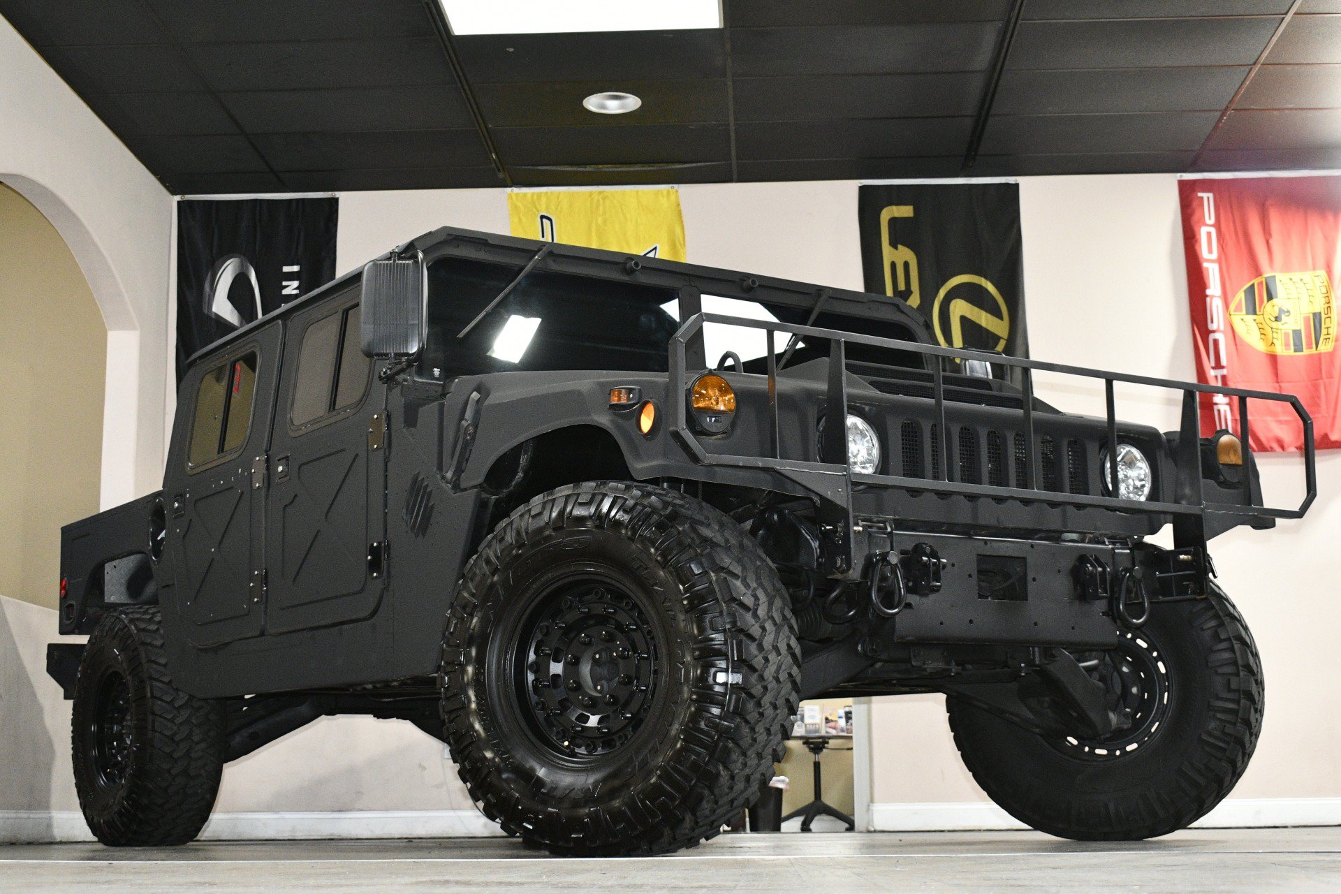 Used 1990 HUMMER H1 image 77