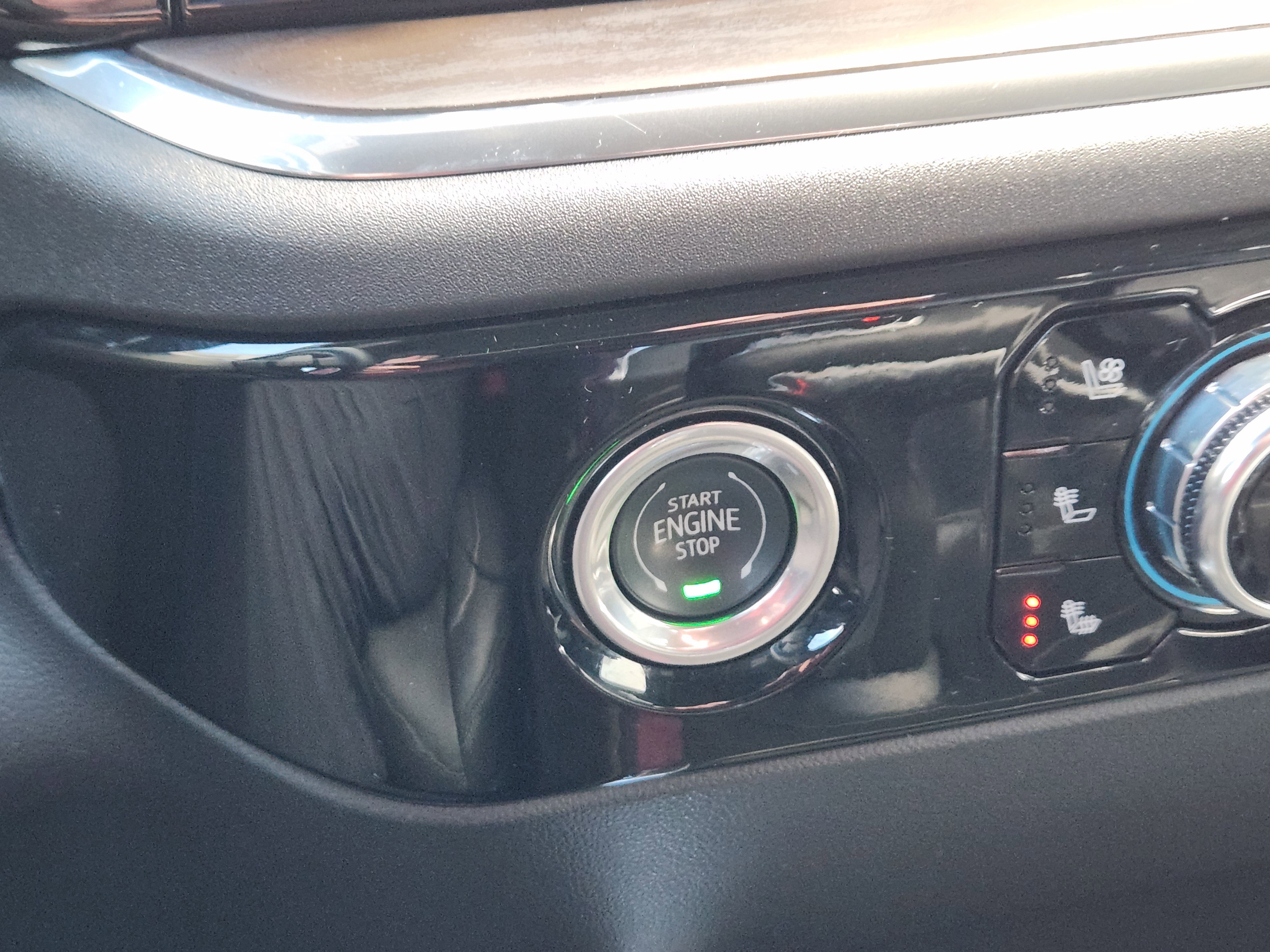 Used 2023 GMC Sierra 1500 SLT w/ SLT Convenience Package image 20