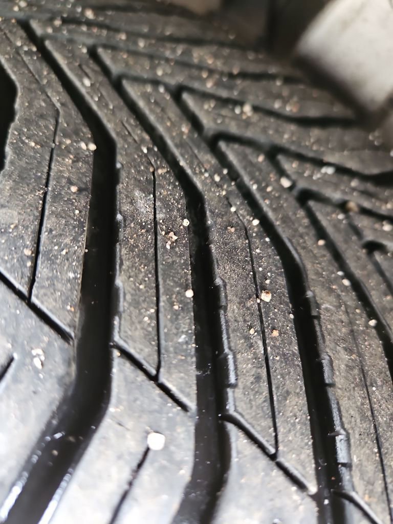 Used 2018 Volvo V90 T6 Cross Country w/ Convenience Package image 27