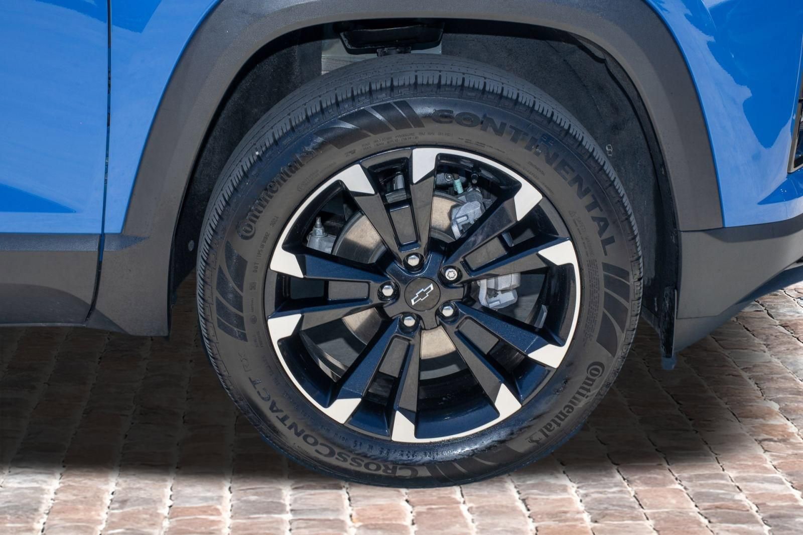 Used 2025 Chevrolet Equinox RS w/ Safety and Technology Package FWD image 39