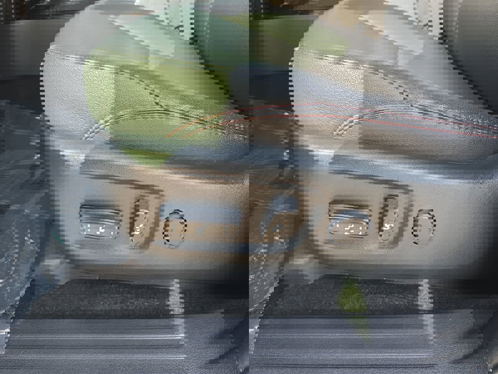 Used 2022 Toyota 4Runner TRD Off-Road Premium image 29