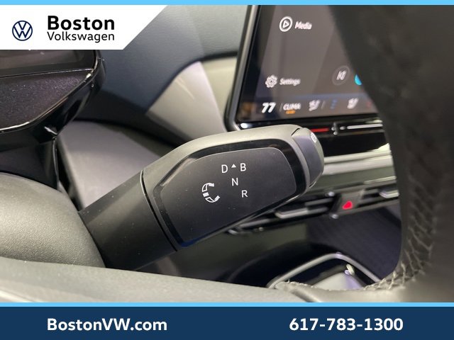 New 2025 Volkswagen ID.4 Pro S w/ ID.4 Black Package image 13