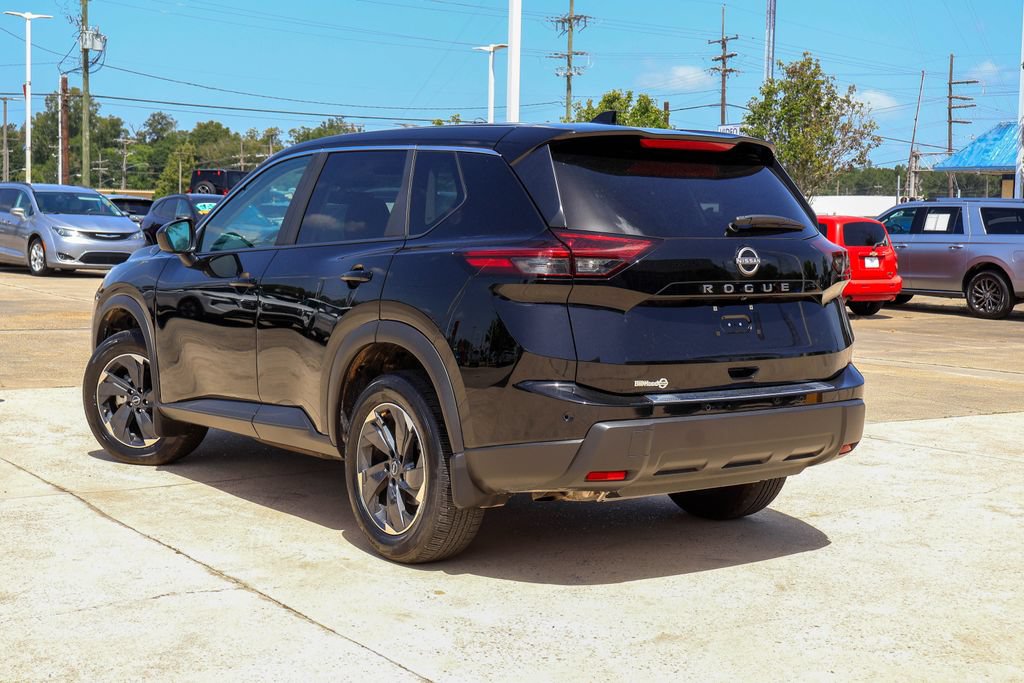 Certified 2026 Nissan Rogue SV w/ Cold Weather Package FWD image 2