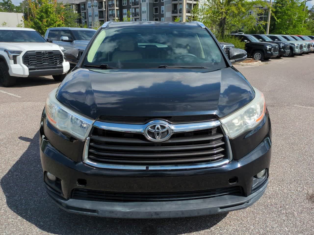 Certified 2016 Toyota Highlander XLE FWD image 9
