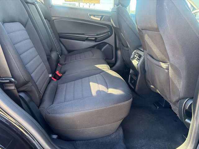 Used 2022 Ford Edge SE w/ Black Appearance Package image 12