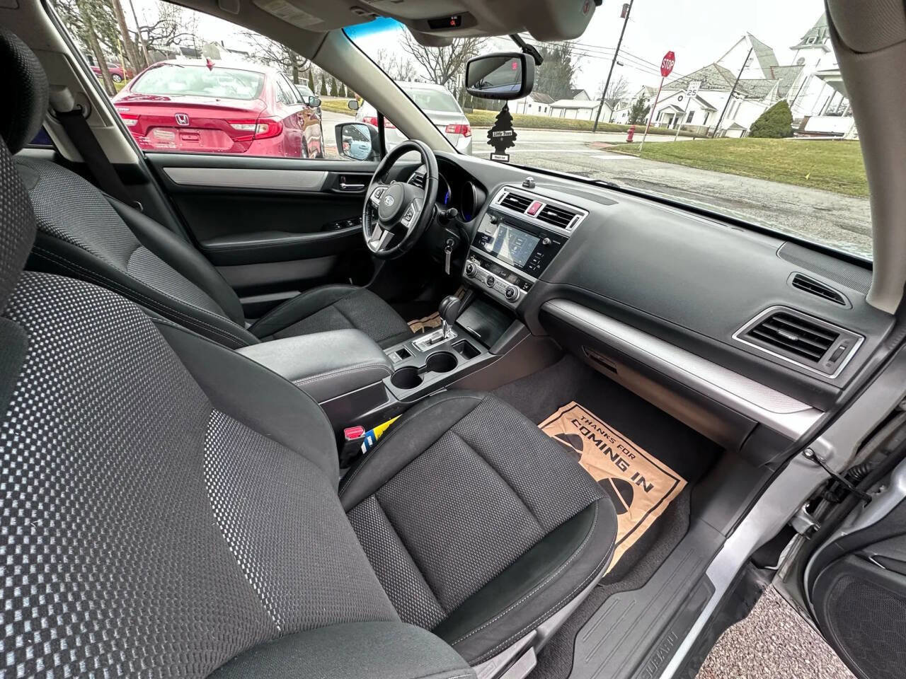 Used 2016 Subaru Outback 2.5i Premium image 13