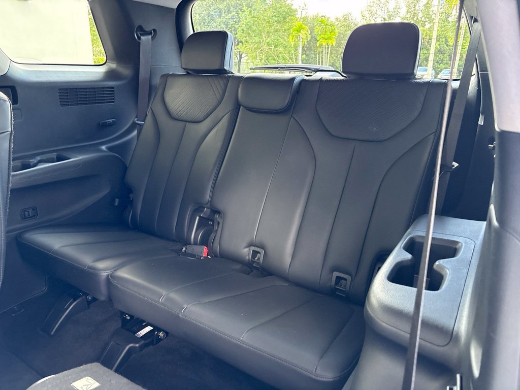 Used 2025 Hyundai Palisade SEL FWD image 20