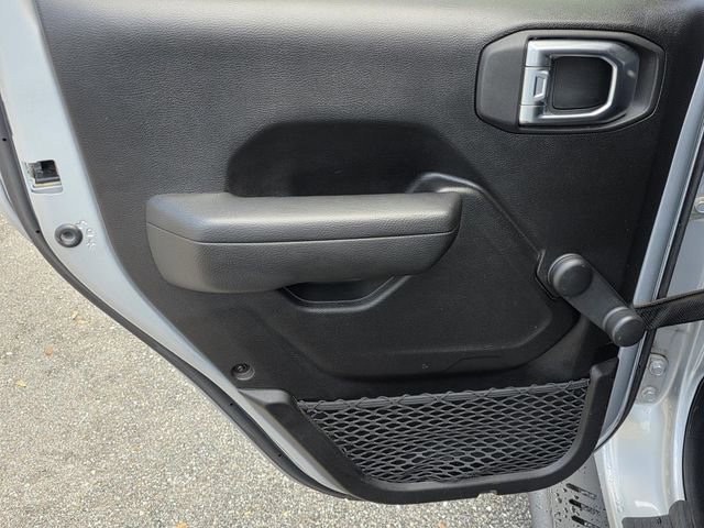 Used 2023 Jeep Wrangler Willys image 32