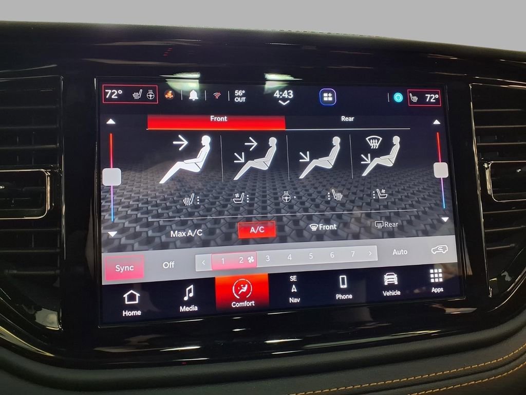 Used 2025 Dodge Durango R/T AWD/4WD image 7