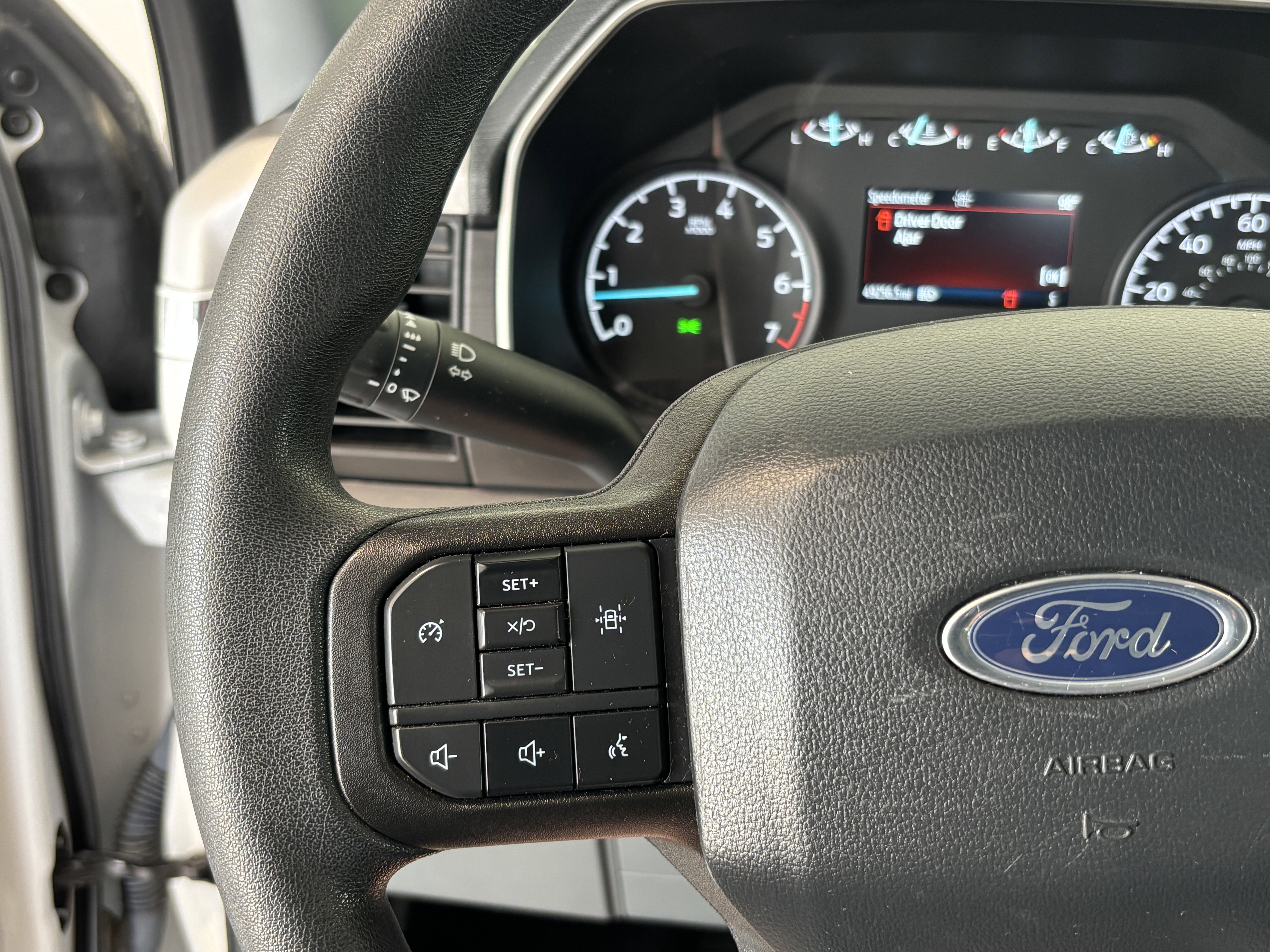 Used 2023 Ford F150 XLT AWD/4WD image 13