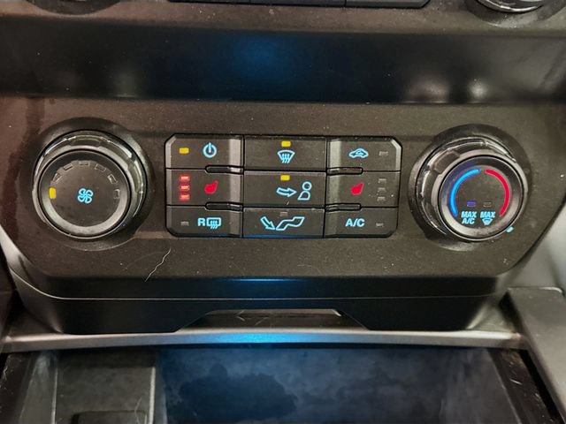 Used 2019 Ford F150 XLT w/ Equipment Group 302A Luxury AWD/4WD image 16