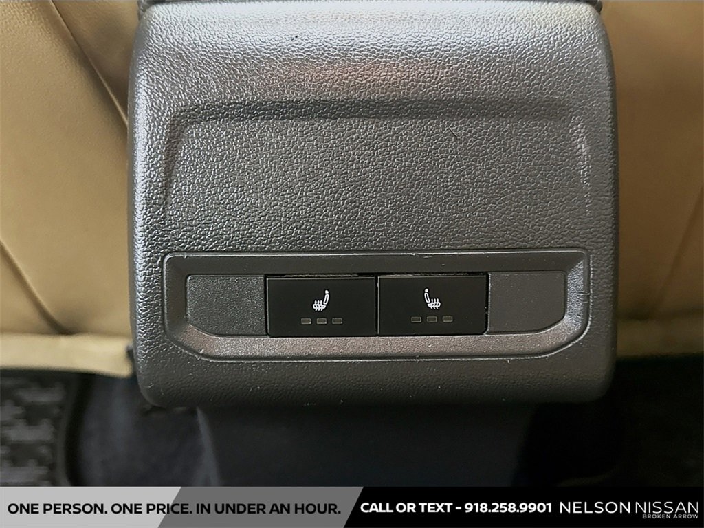 Used 2020 Volkswagen Jetta SE w/ SE Cold Weather Package image 25