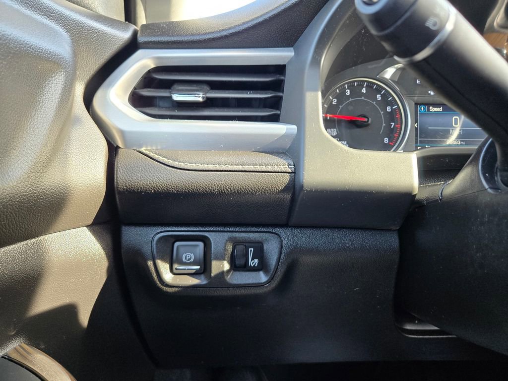 Certified 2023 GMC Acadia SLE w/ Driver Convenience Package image 21