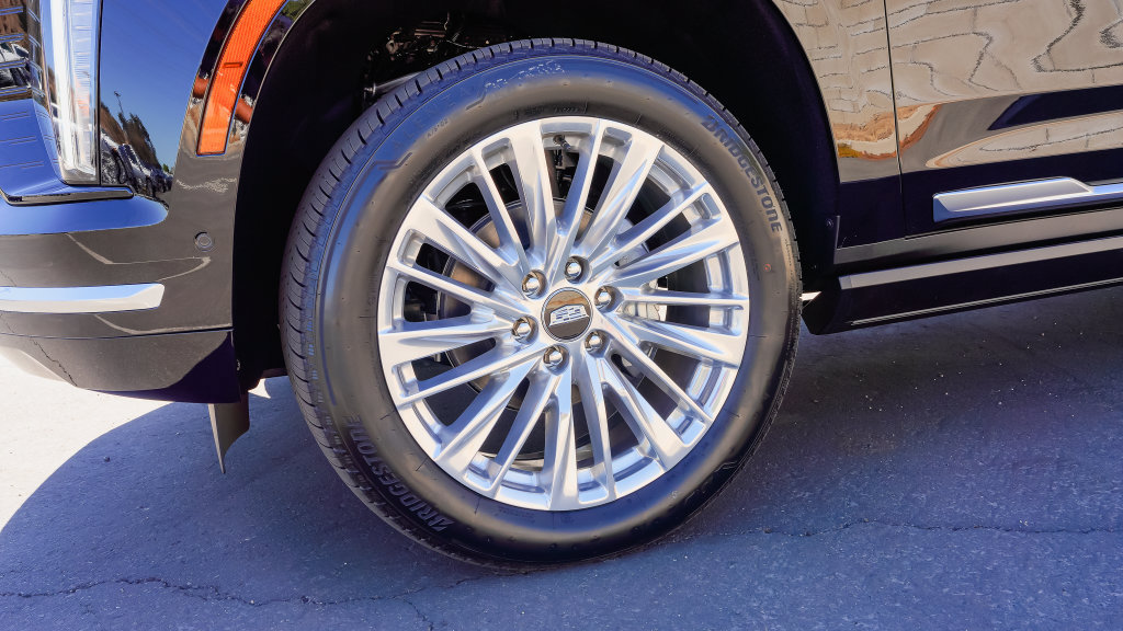 New 2027 Cadillac Escalade Luxury AWD/4WD image 7