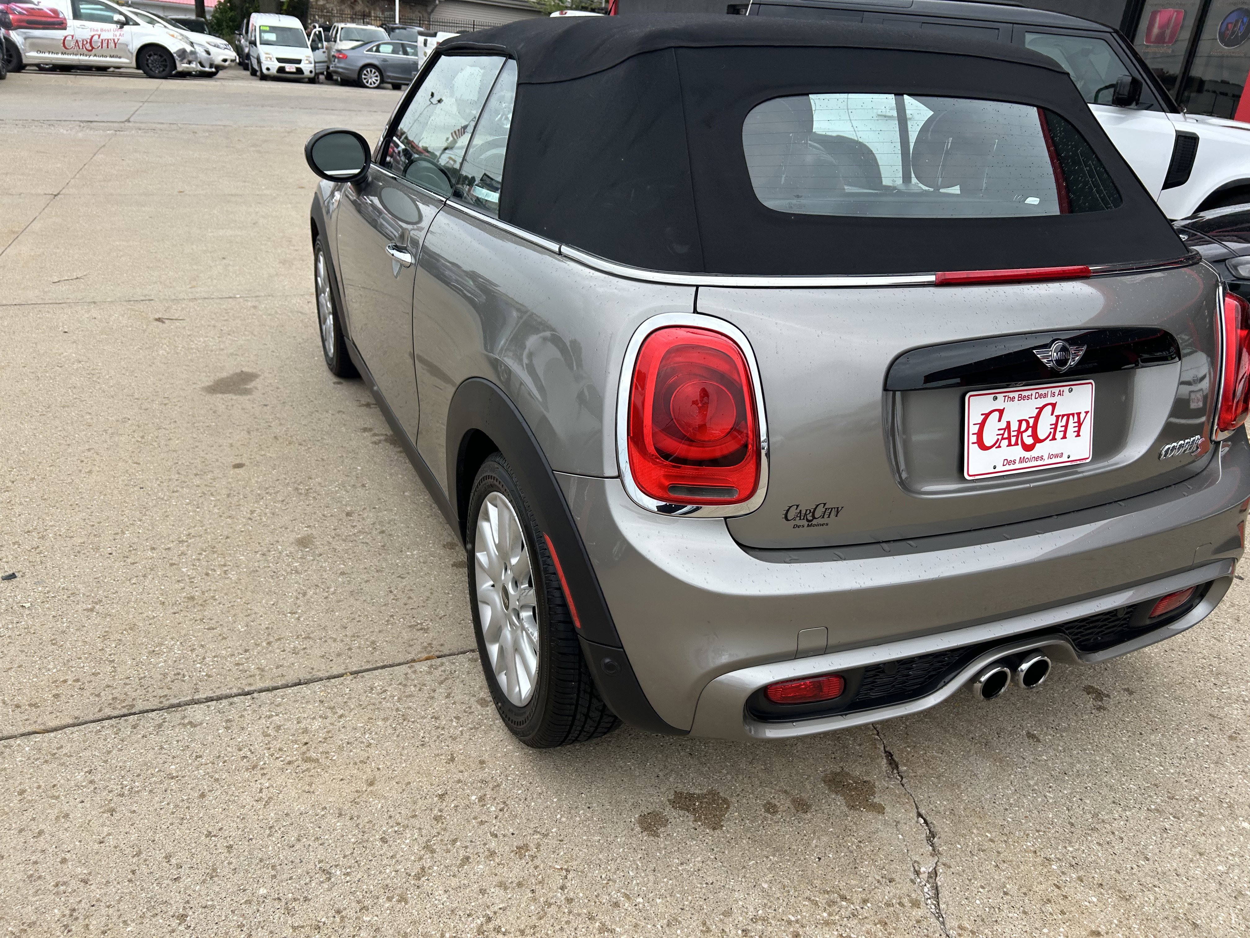 Used 2016 MINI Cooper S image 8