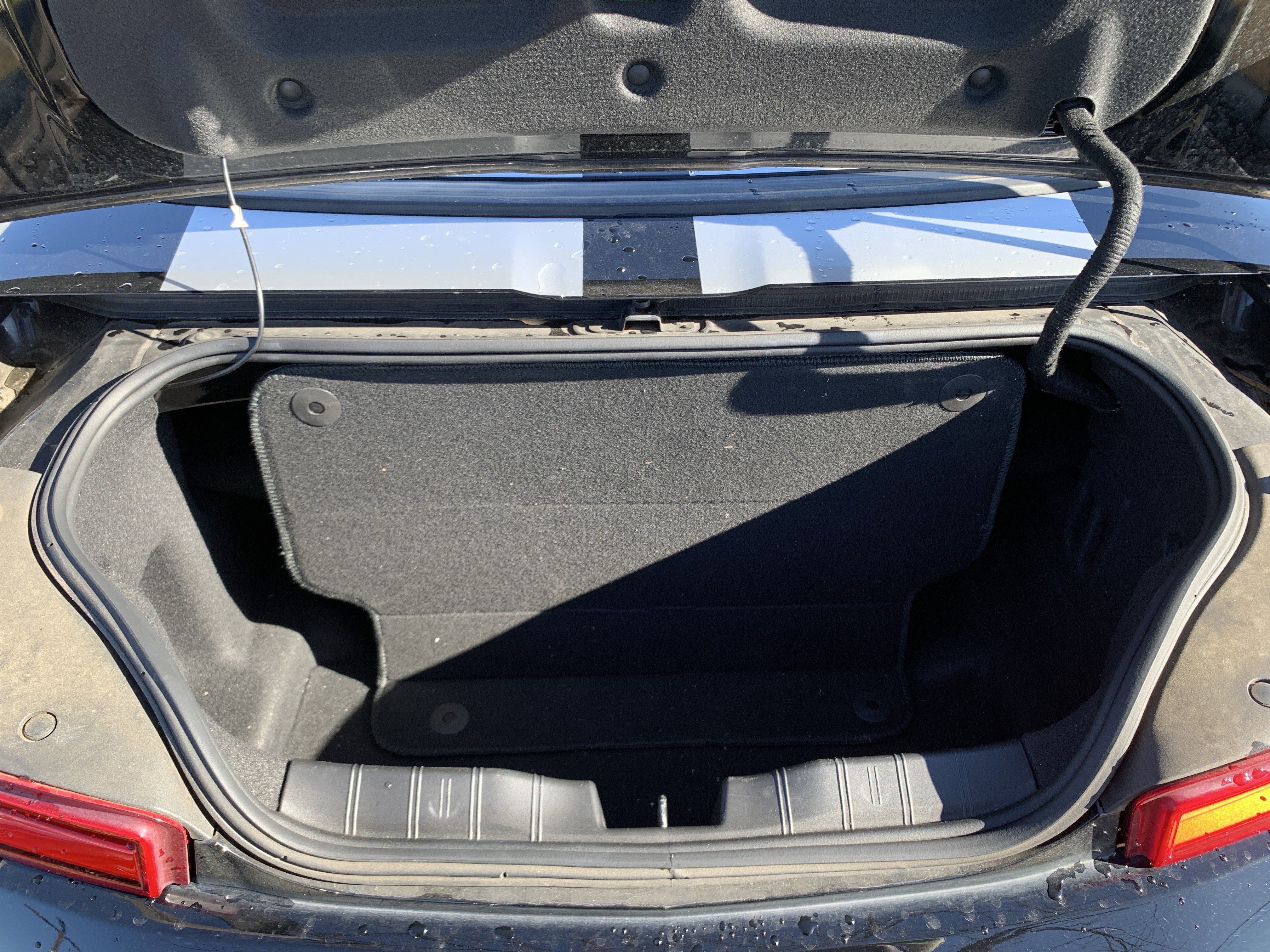 Used 2018 Chevrolet Camaro LT image 34