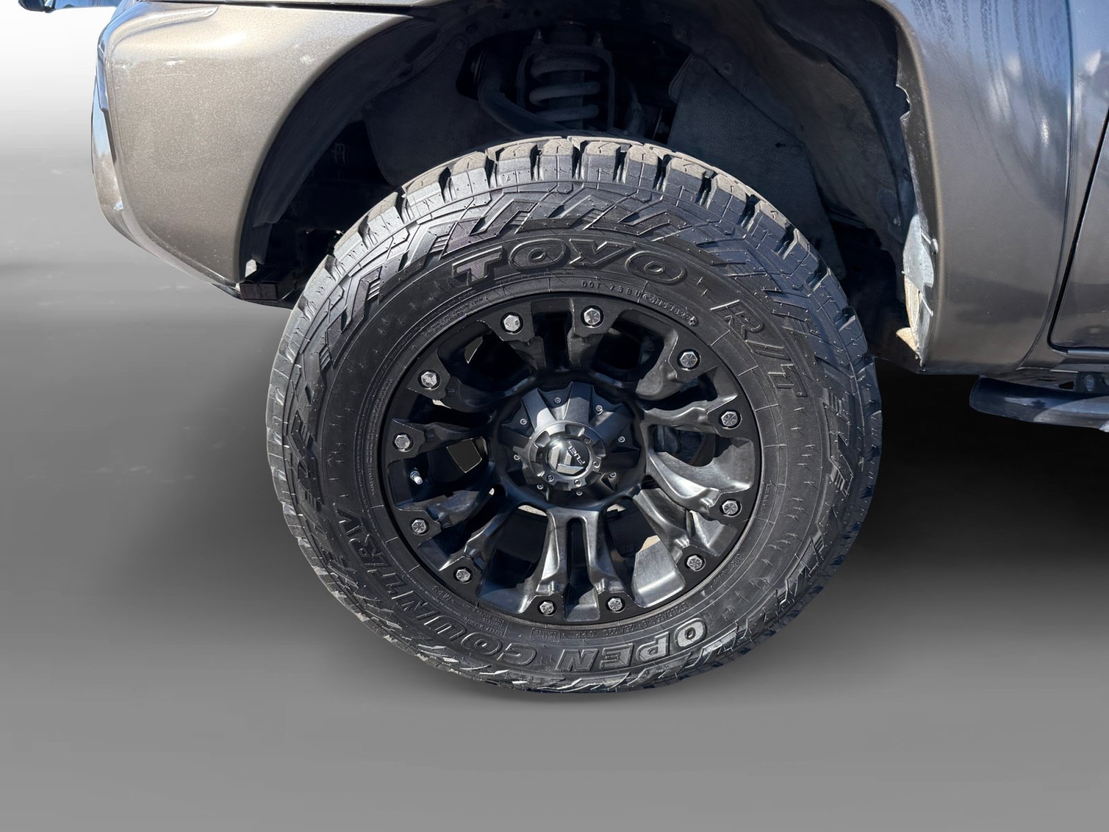 Used 2015 Toyota Tacoma 4x4 Double Cab w/ TRD Sport Package image 9