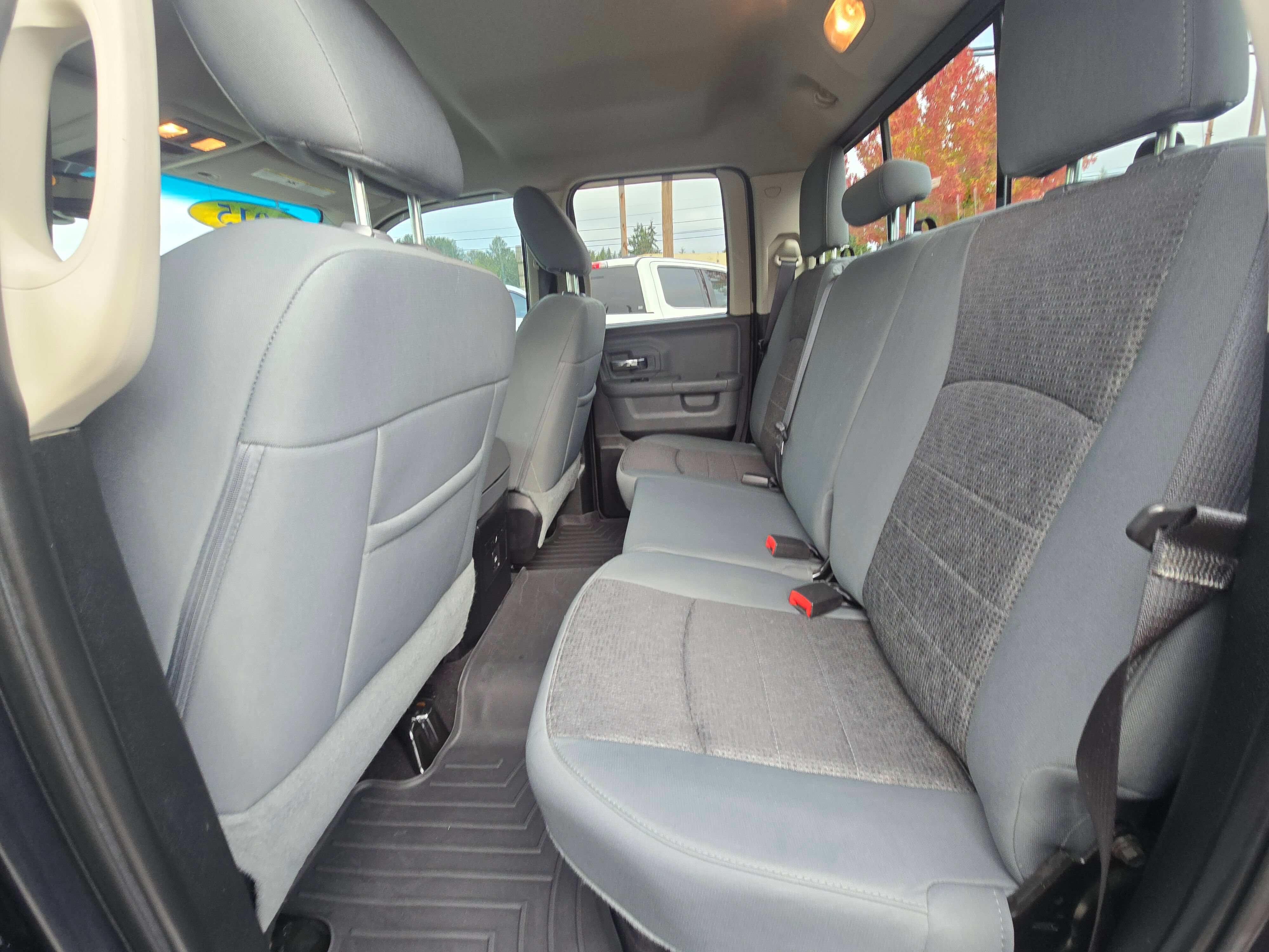 Used 2015 RAM 1500 Big Horn AWD/4WD image 16