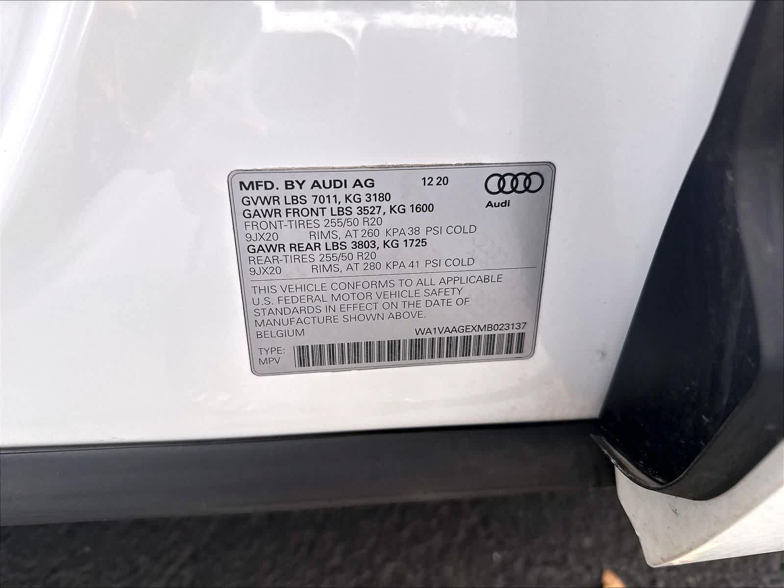 Used 2021 Audi e-tron Prestige w/ Prestige Package AWD/4WD image 21