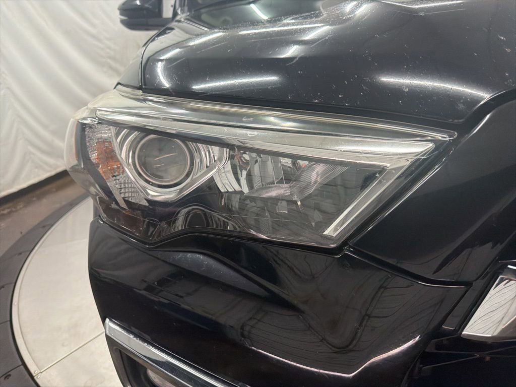 Used 2018 Toyota 4Runner Limited image 10