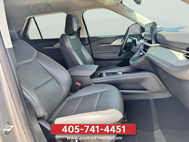 Used 2025 Ford Explorer Active w/ Active Comfort Package AWD/4WD image 28