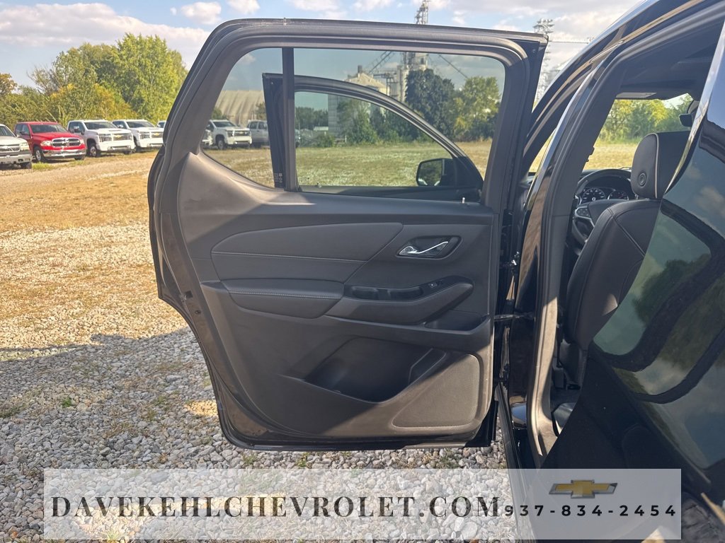 Certified 2023 Chevrolet Traverse Premier w/ Redline Edition image 20