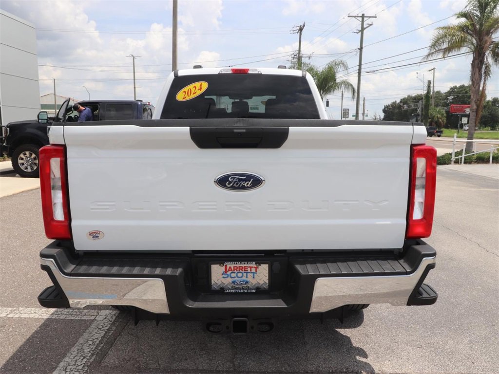 Certified 2024 Ford F250 XLT image 11