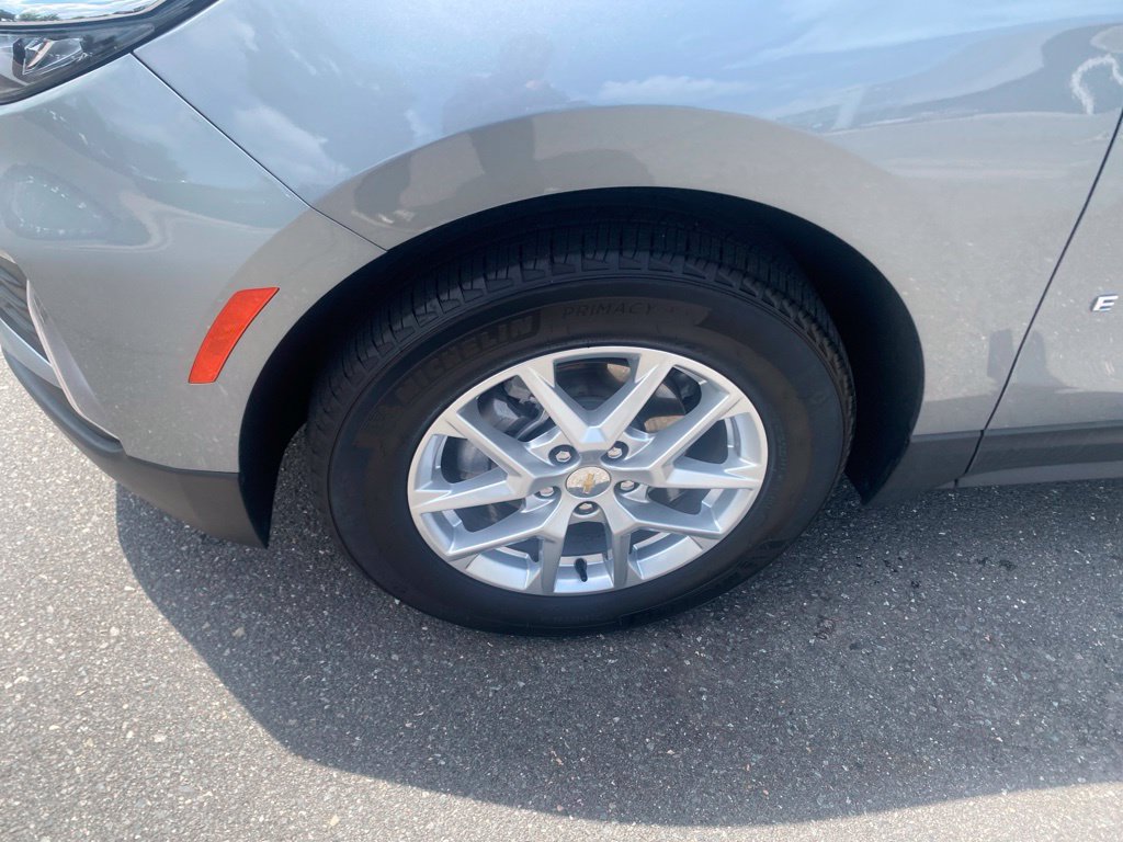 Used 2024 Chevrolet Equinox LT FWD image 12