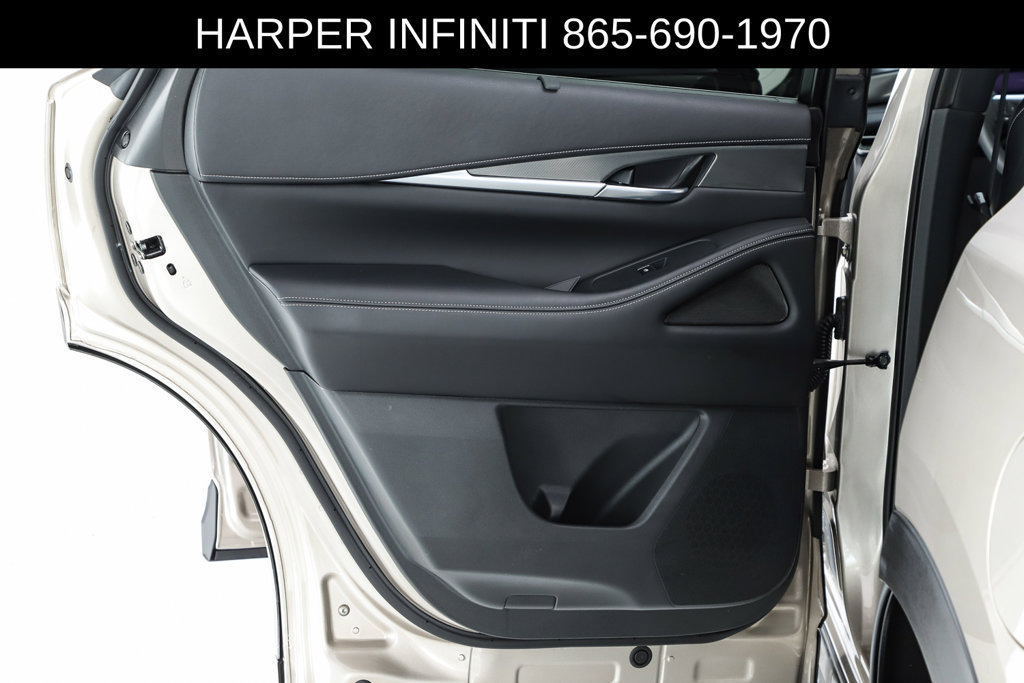 Used 2024 INFINITI QX60 Luxe FWD image 18