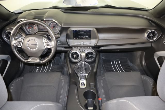 Used 2019 Chevrolet Camaro LT RWD image 18