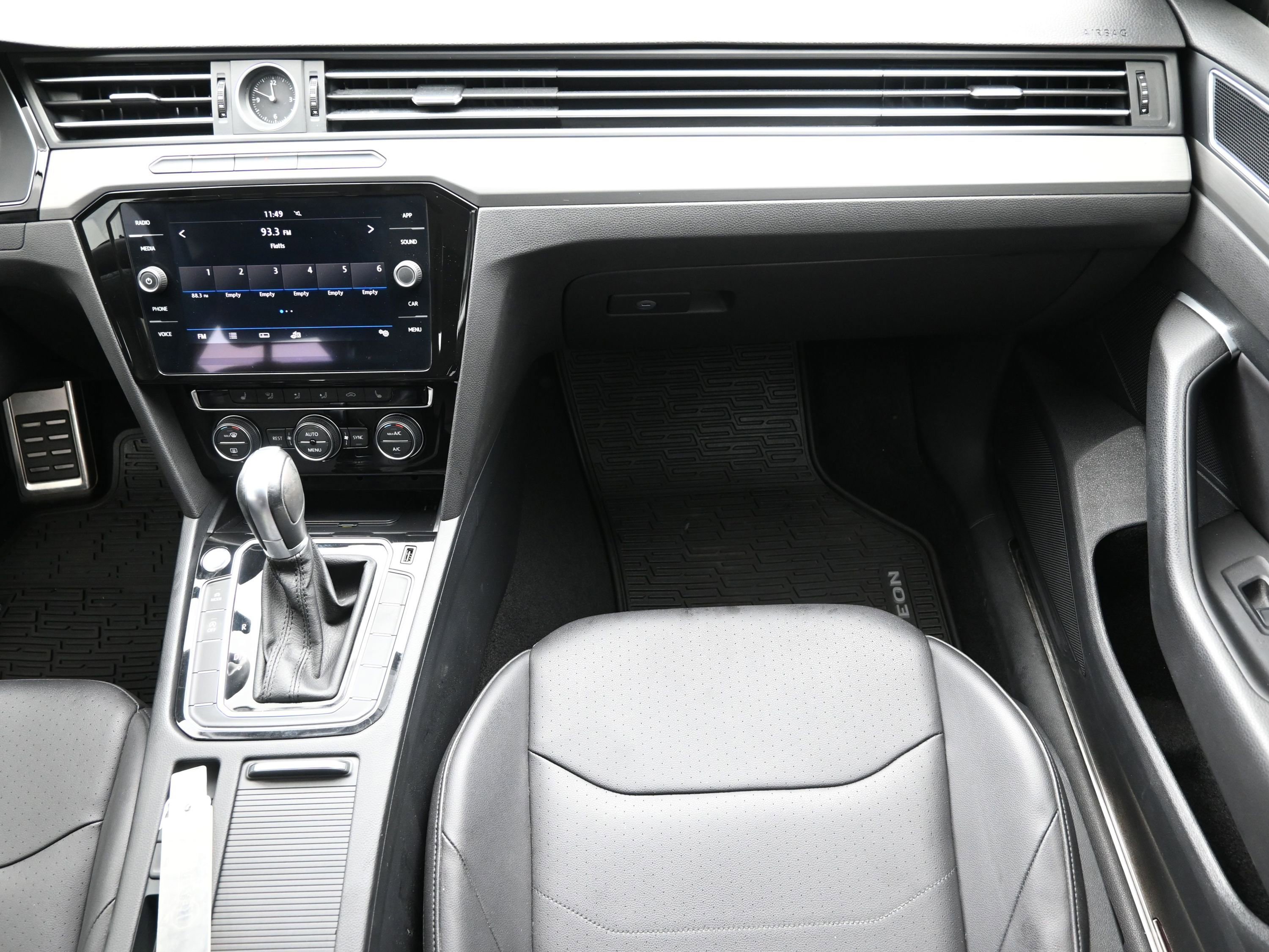 Used 2019 Volkswagen Arteon SE image 38