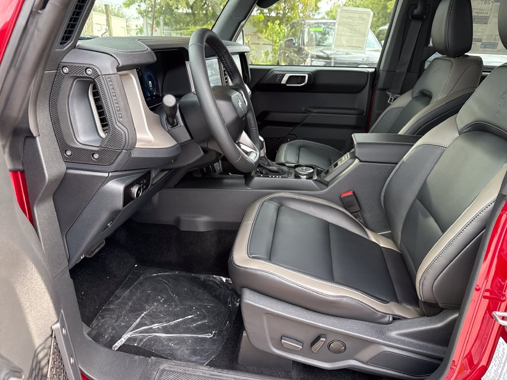 New 2026 Ford Bronco Outer Banks AWD/4WD image 21
