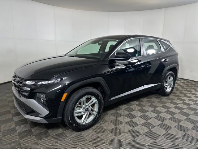 Certified 2025 Hyundai Tucson SE image 7