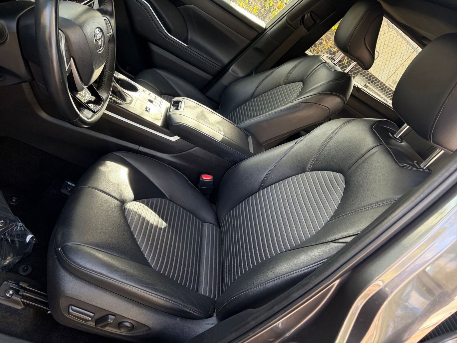 Used 2024 Toyota Highlander XSE image 36