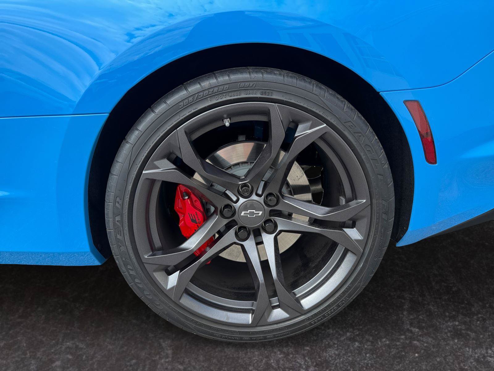 Used 2022 Chevrolet Camaro SS RWD image 24