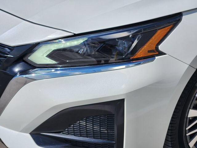 Used 2024 Nissan Altima 2.5 SV FWD image 10