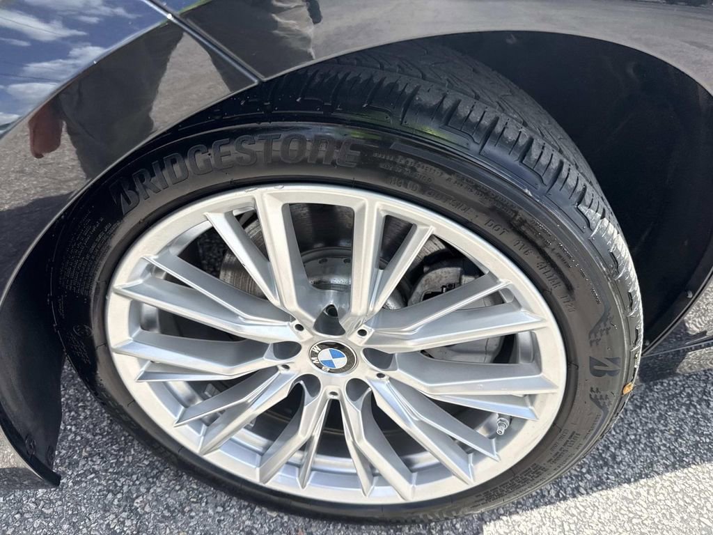 Used 2023 BMW 330i xDrive Sedan w/ Driving Assistance Package AWD/4WD image 10