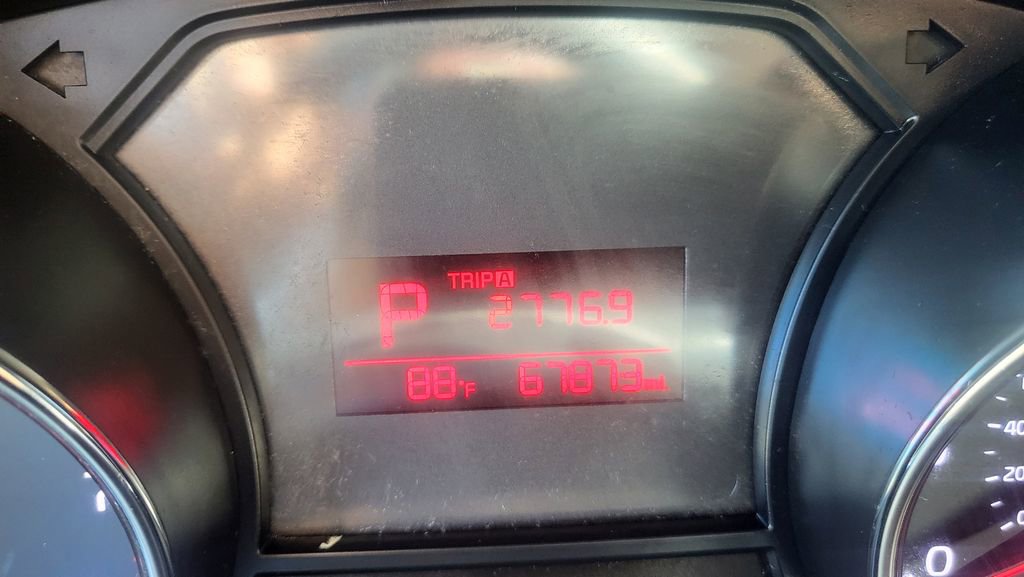 Used 2018 Kia Sedona L image 31